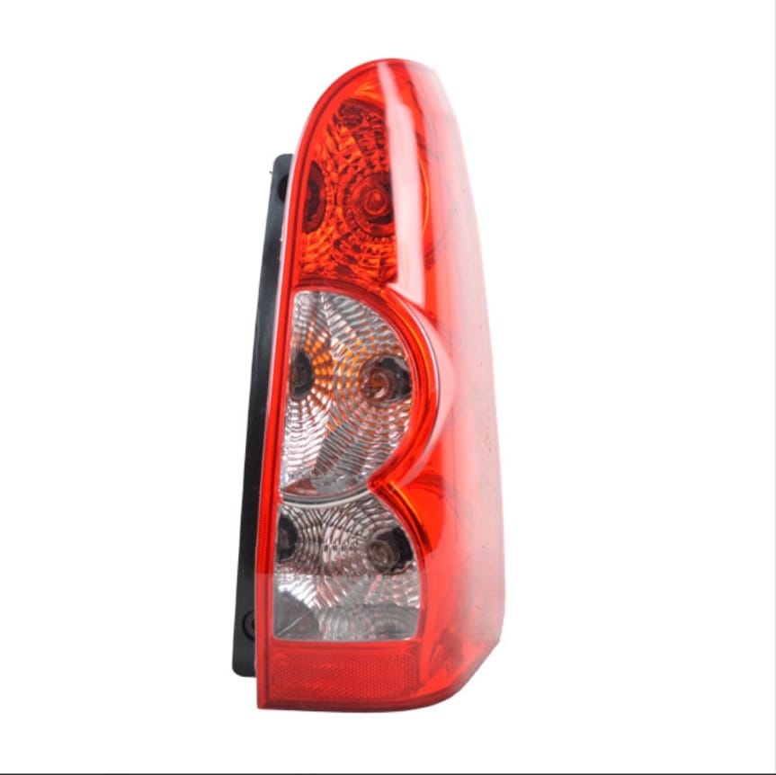 FAROL TRASERO DERECHO CHEVROLET DMAX 2.4 2.5 3.0 2015-2020